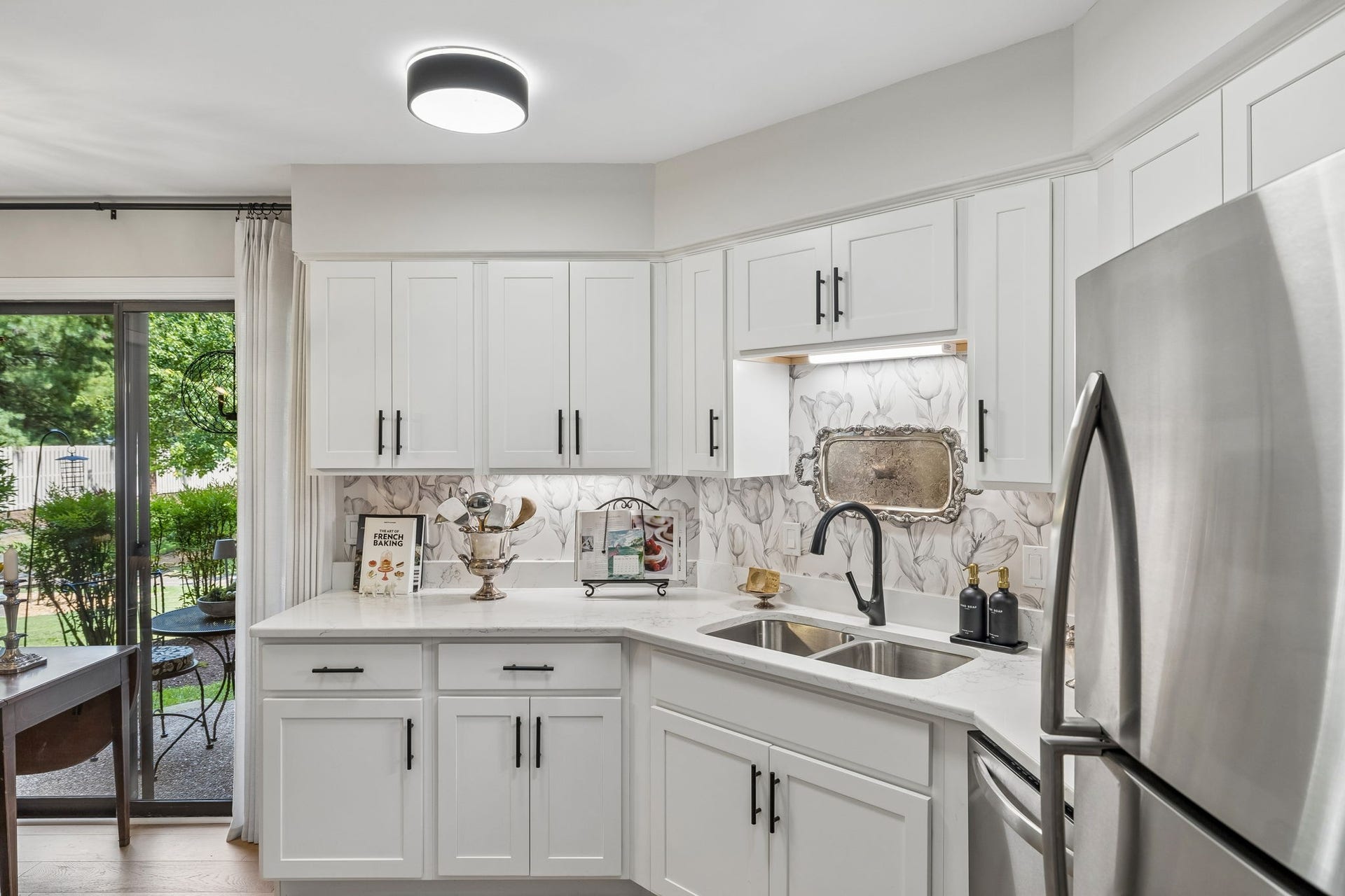 151 Hillsboro Pl, Nashville, TN 37215 151 Hillsboro Pl, Nashville, TN 37215