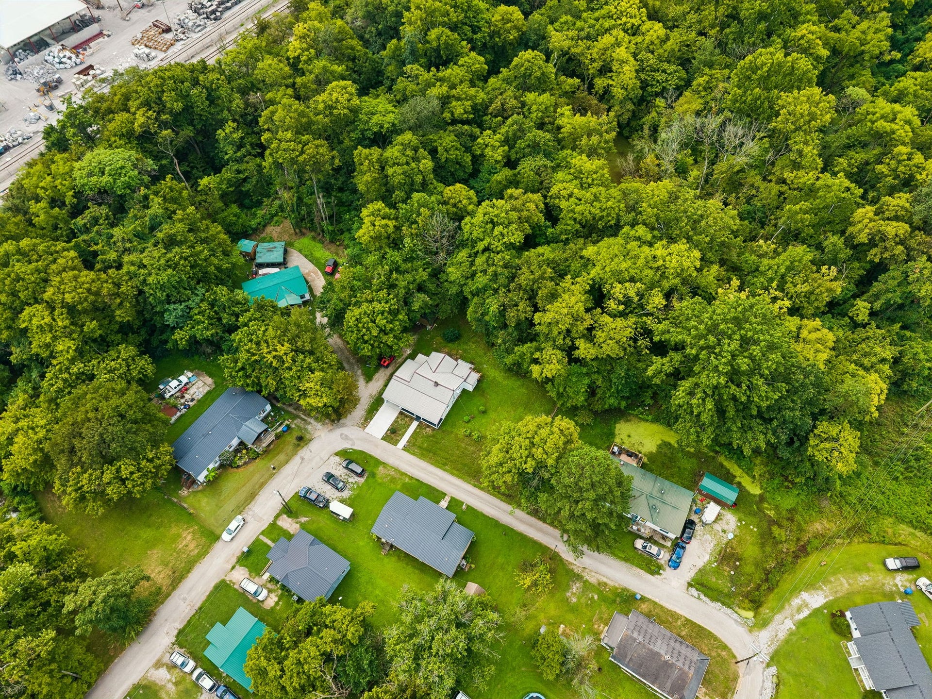 802 Gray St, Mount Pleasant, TN 38474 802 Gray St, Mount Pleasant, TN 38474