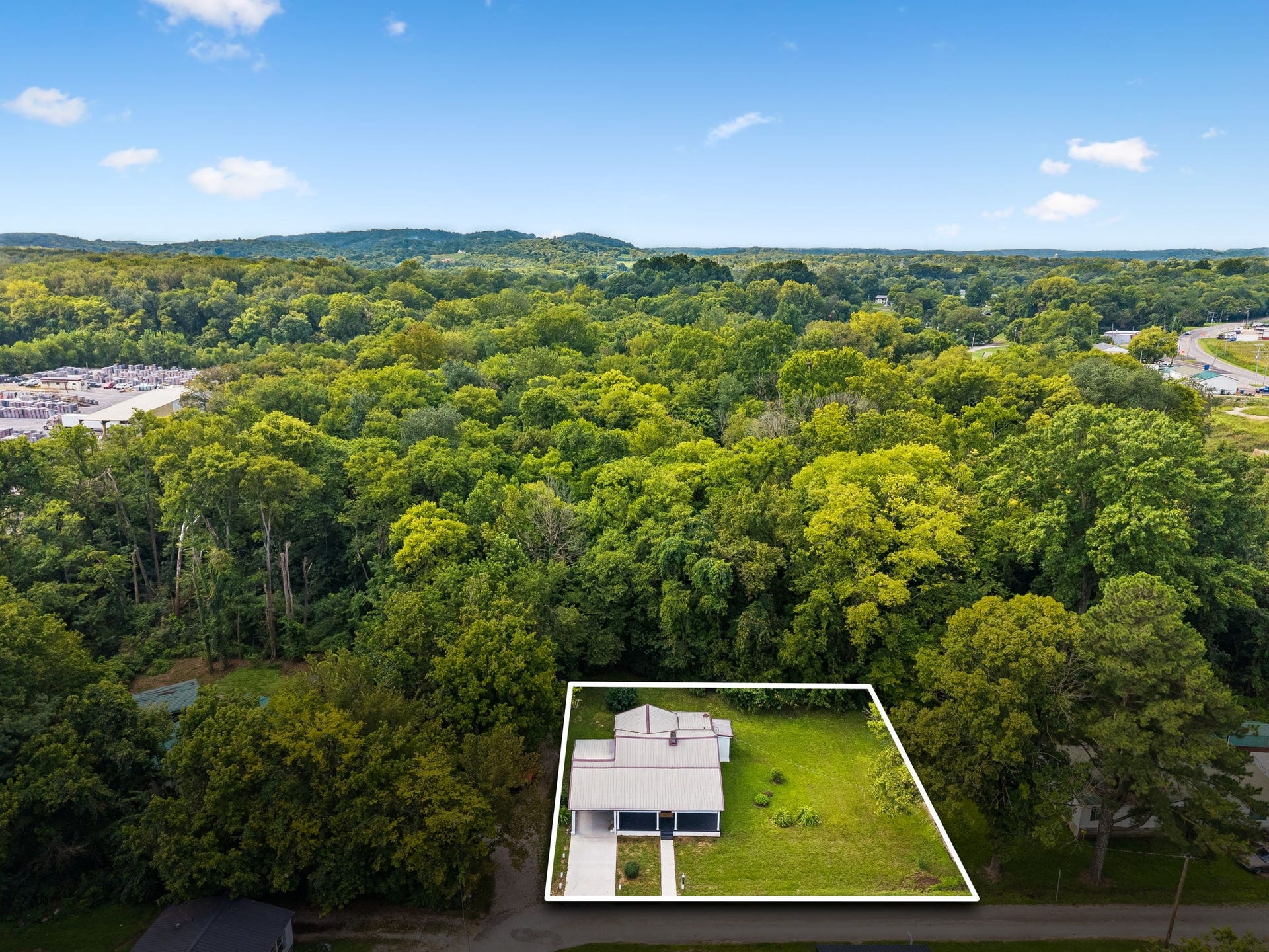 802 Gray St, Mount Pleasant, TN 38474 802 Gray St, Mount Pleasant, TN 38474