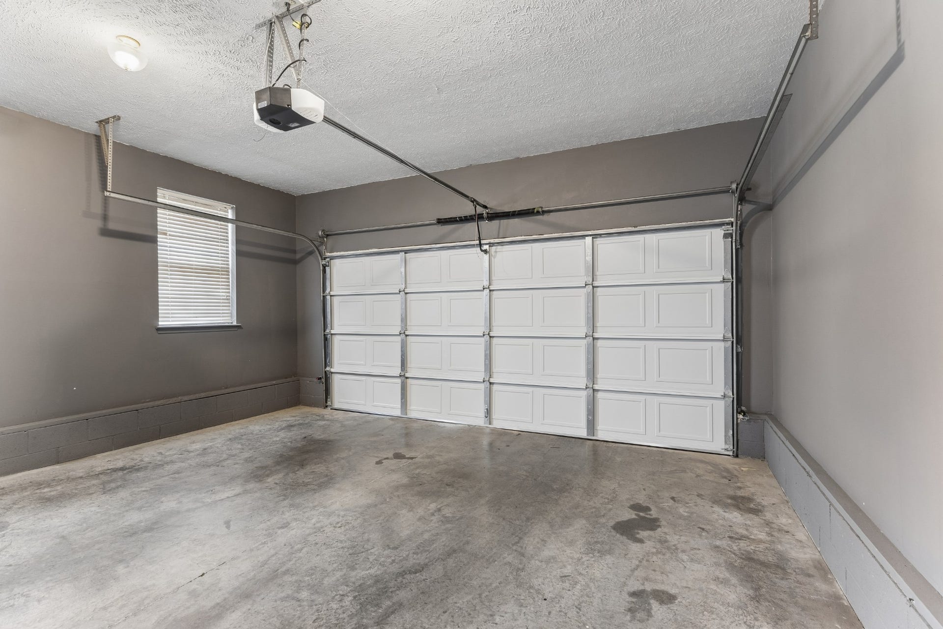 120 Pebble Brook Dr, Murfreesboro, TN 37127 120 Pebble Brook Dr, Murfreesboro, TN 37127