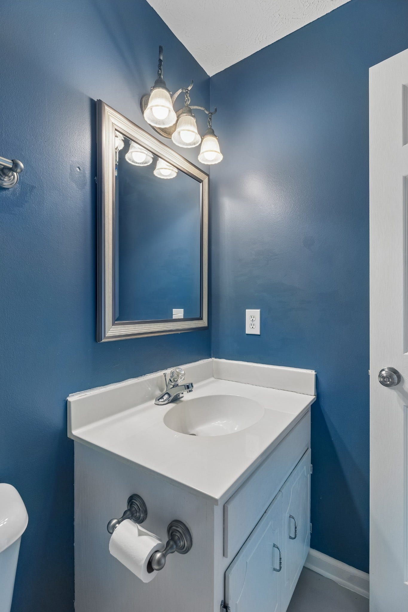120 Pebble Brook Dr, Murfreesboro, TN 37127 120 Pebble Brook Dr, Murfreesboro, TN 37127