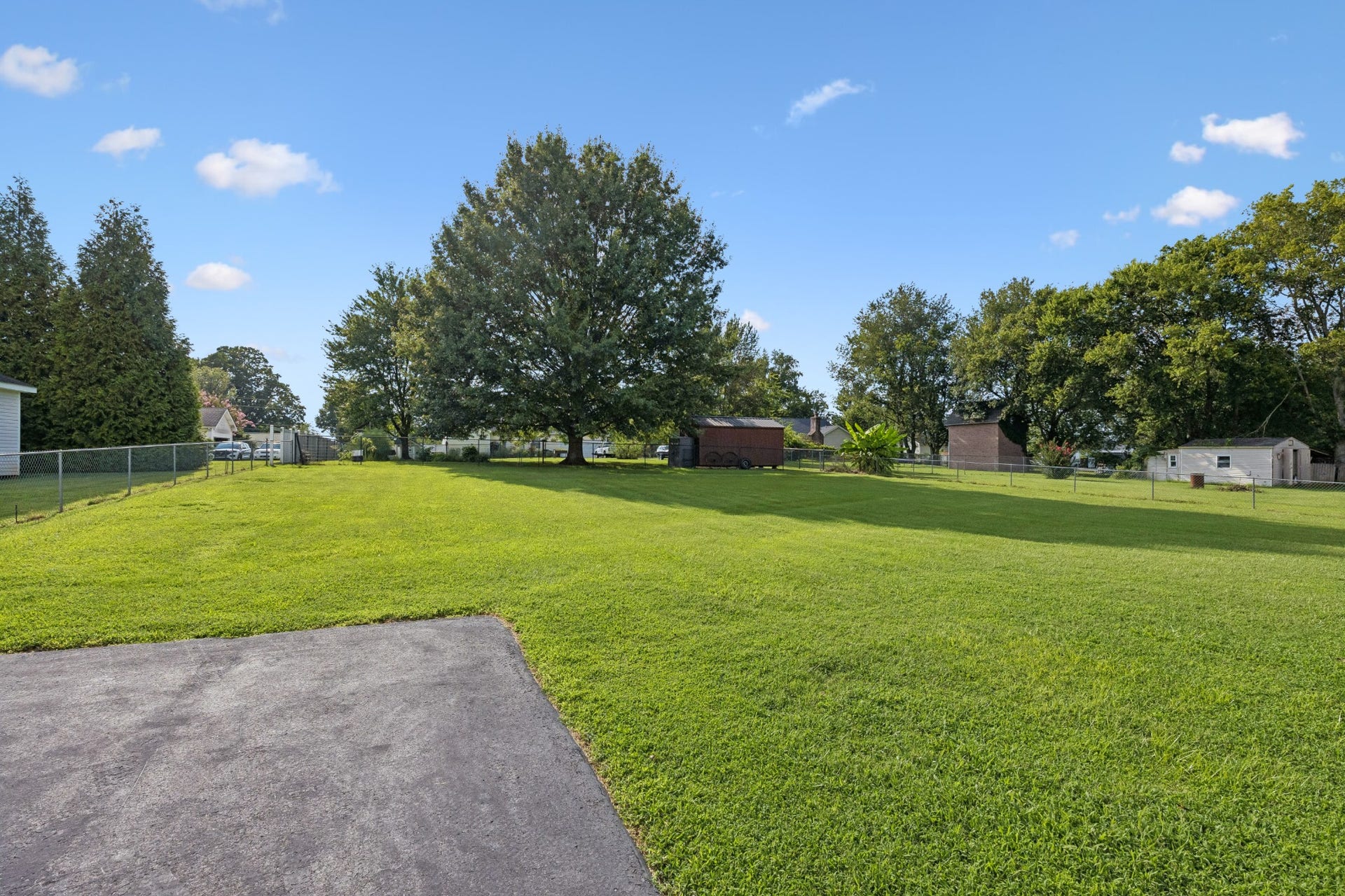 120 Pebble Brook Dr, Murfreesboro, TN 37127 120 Pebble Brook Dr, Murfreesboro, TN 37127