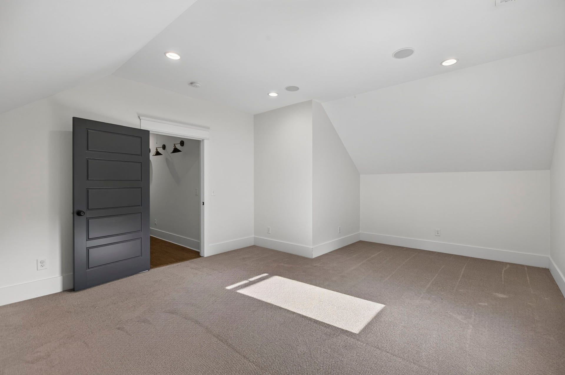 2412 9th Ave S, #A, Nashville, TN 37204 2412 9th Ave S, #A, Nashville, TN 37204