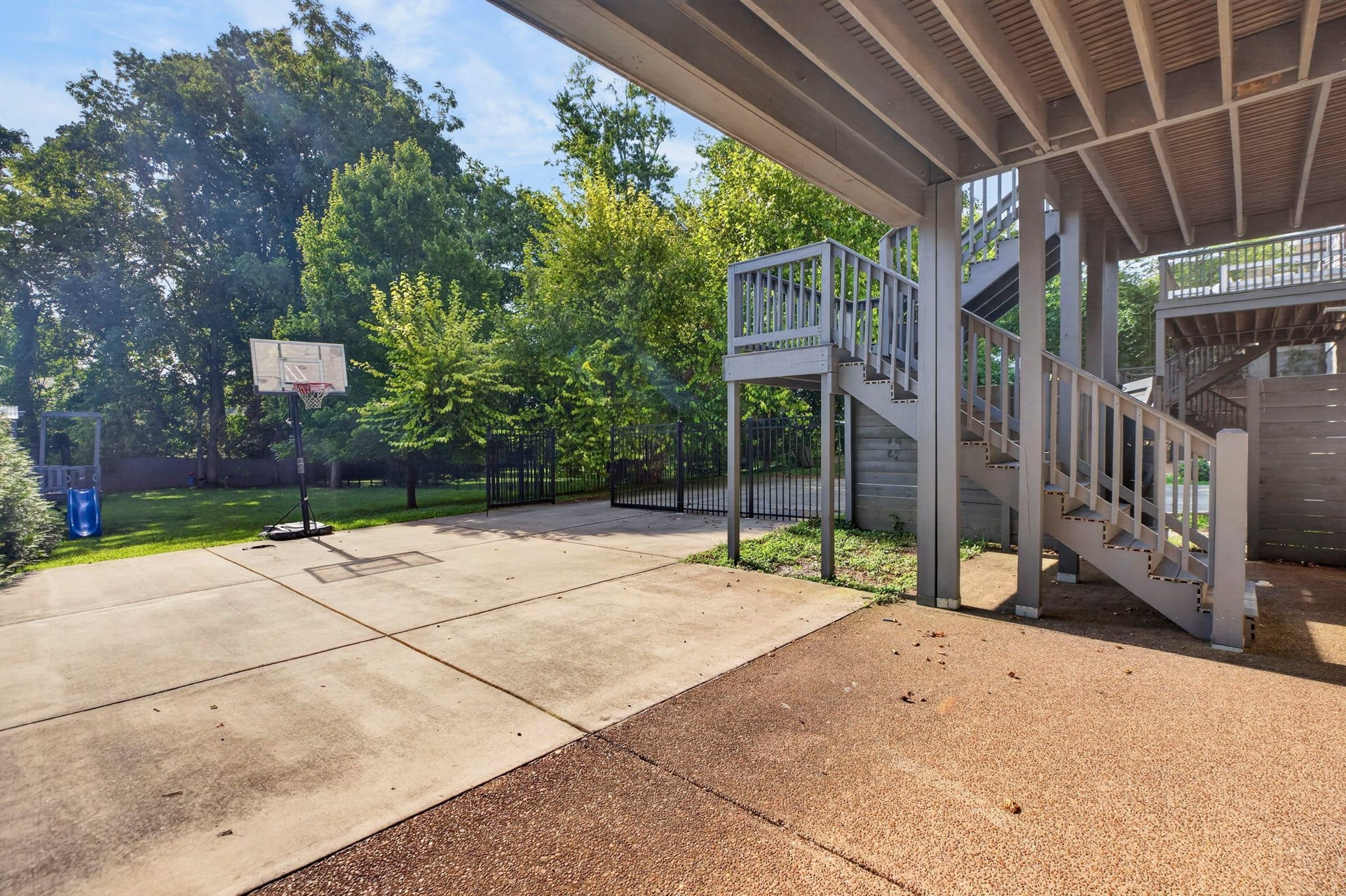 2412 9th Ave S, #A, Nashville, TN 37204 2412 9th Ave S, #A, Nashville, TN 37204