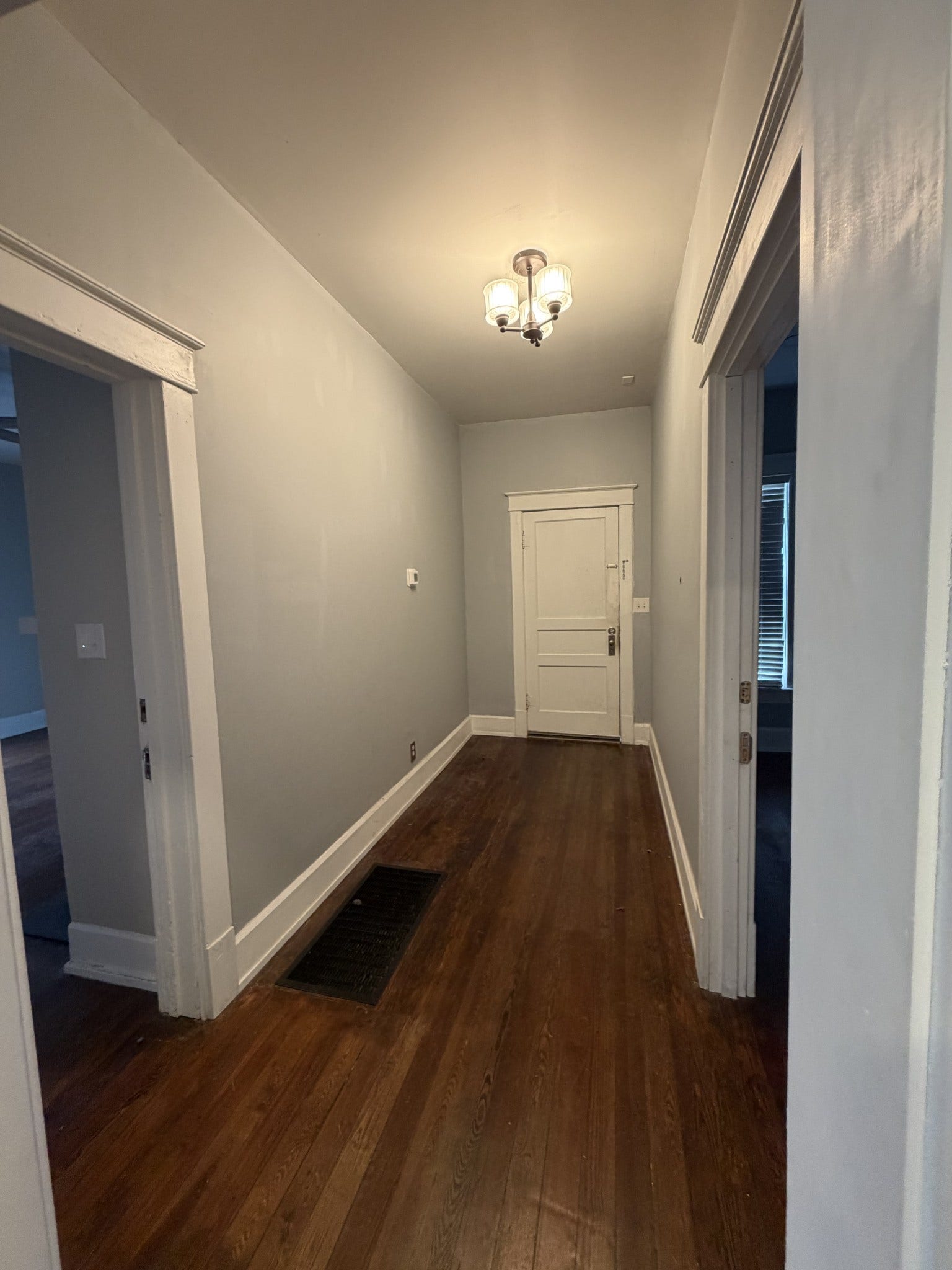 1018 N Maple St, Murfreesboro, TN 37130 1018 N Maple St, Murfreesboro, TN 37130