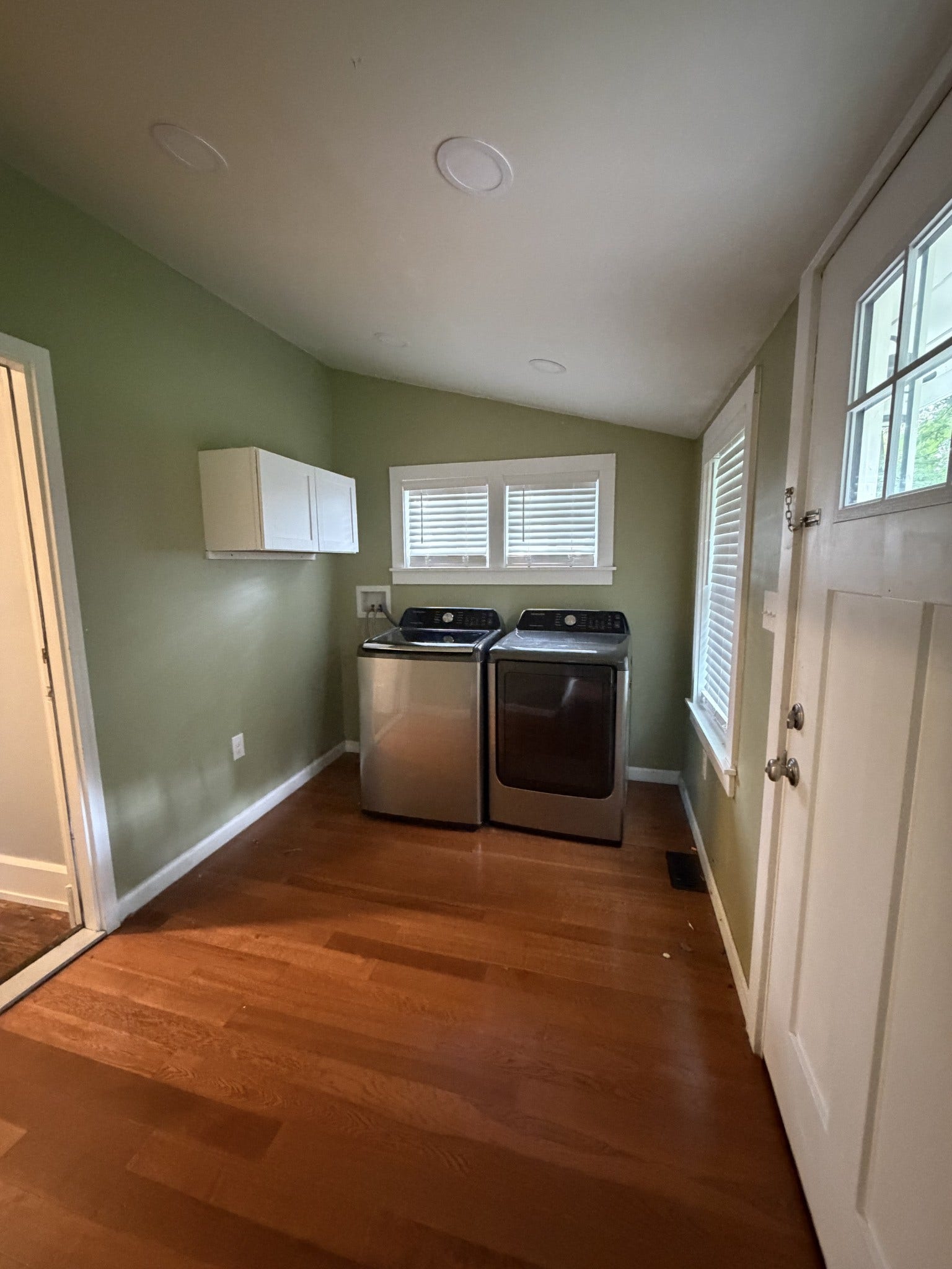 1018 N Maple St, Murfreesboro, TN 37130 1018 N Maple St, Murfreesboro, TN 37130