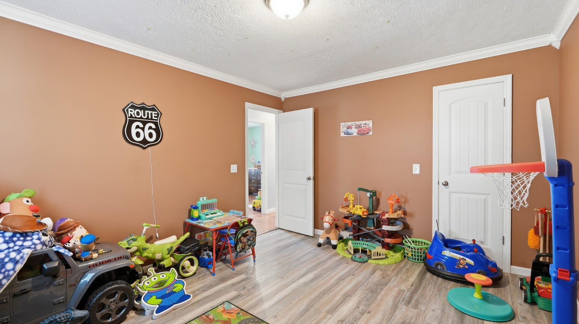 706 Madison St, Manchester, TN 37355 706 Madison St, Manchester, TN 37355