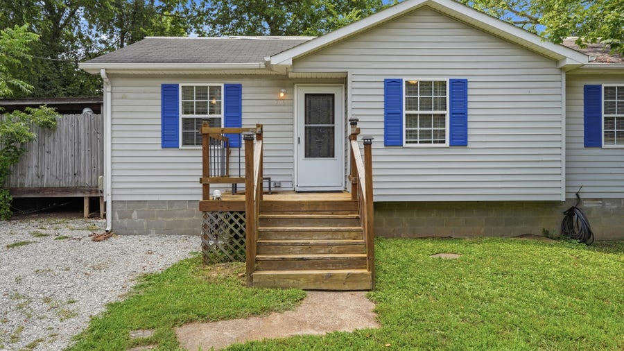 Property photo for 706 Madison St, Manchester, TN