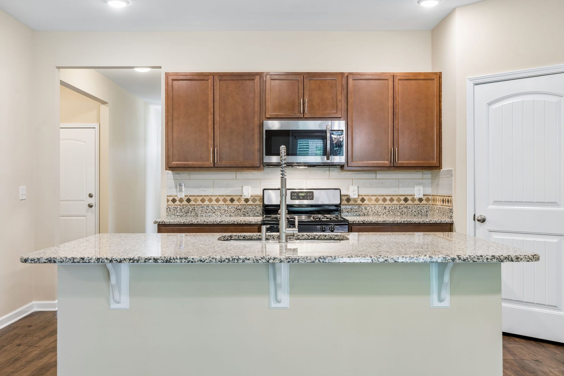 656 Prominence Rd, Columbia, TN 38401 656 Prominence Rd, Columbia, TN 38401