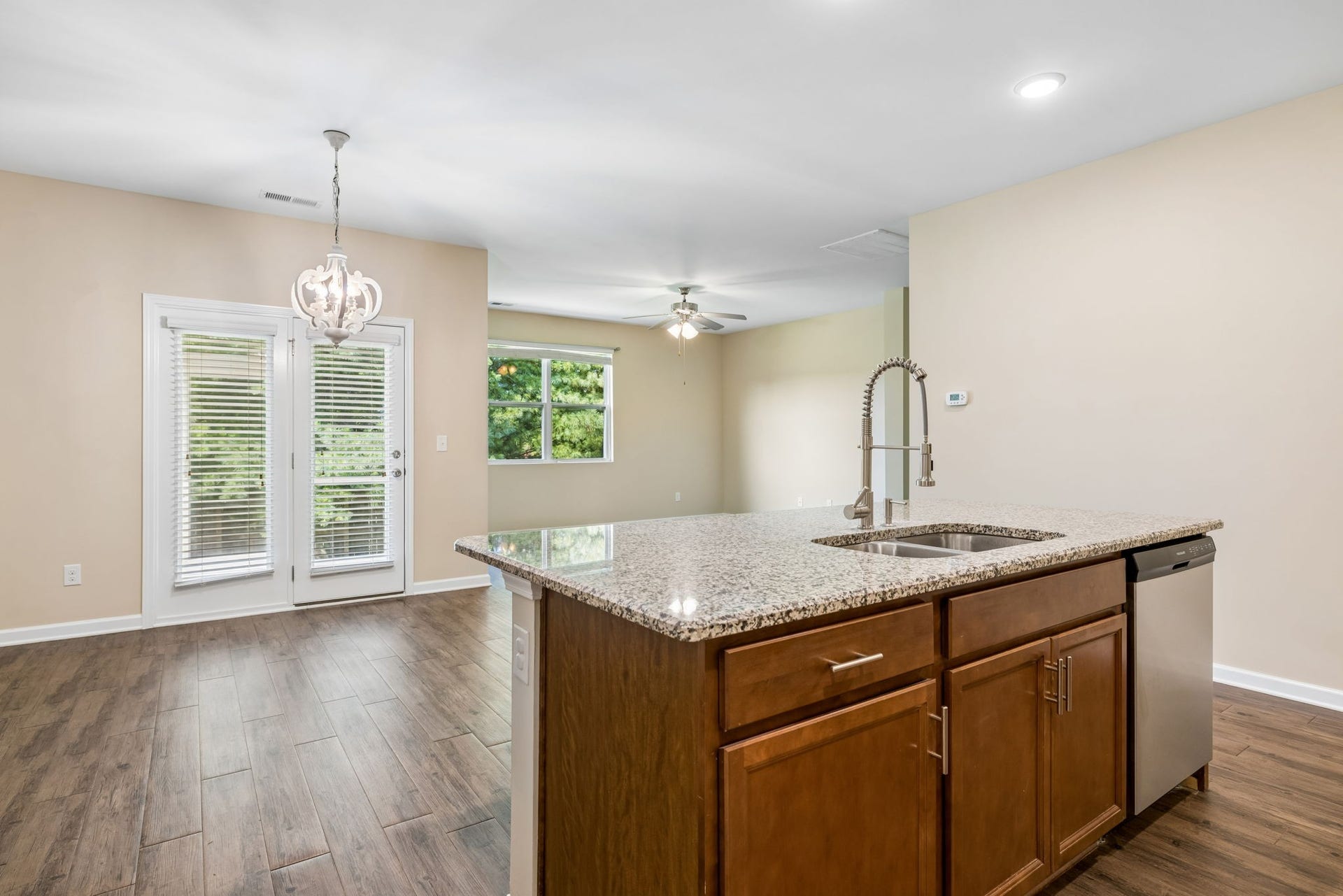 656 Prominence Rd, Columbia, TN 38401 656 Prominence Rd, Columbia, TN 38401