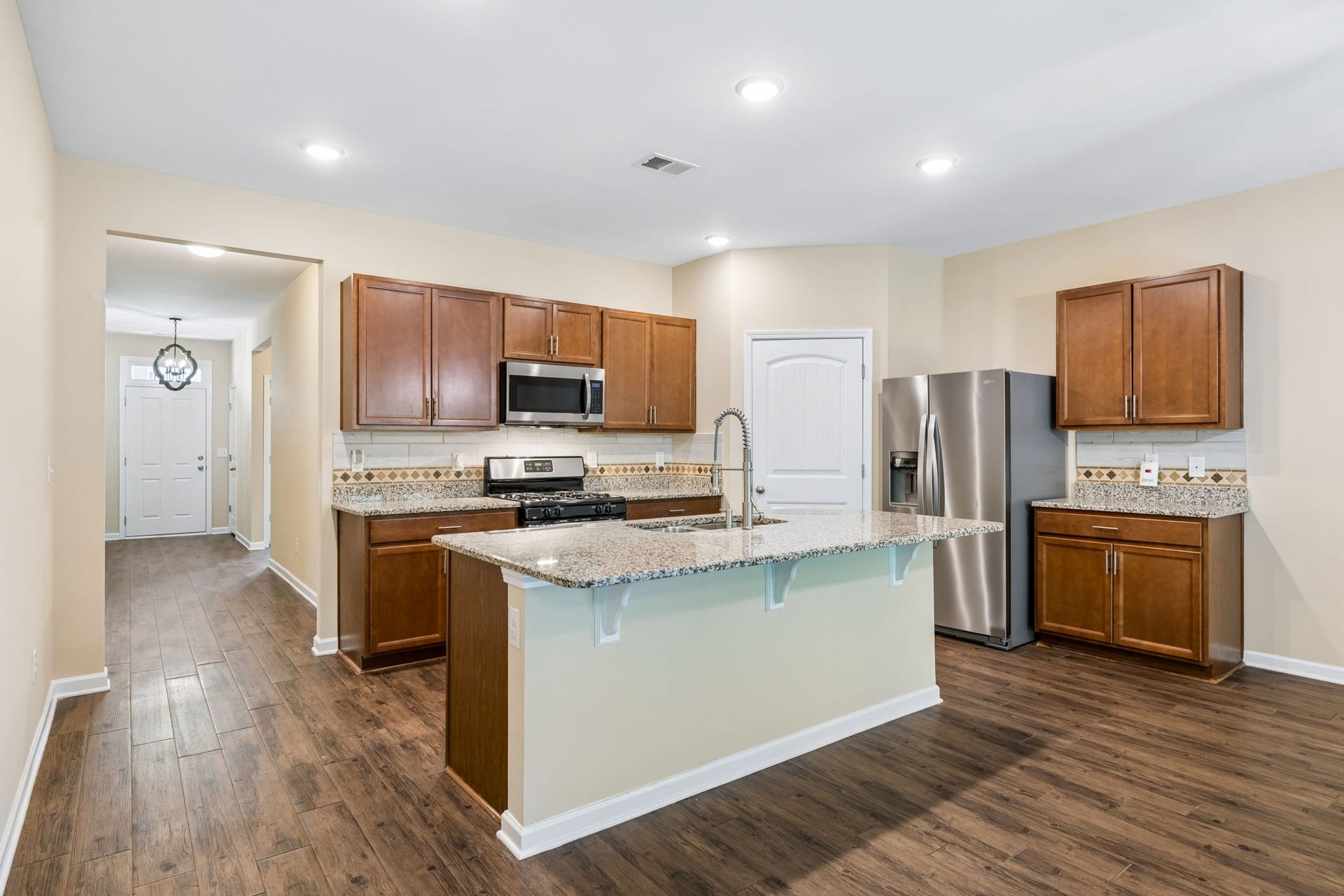 656 Prominence Rd, Columbia, TN 38401 656 Prominence Rd, Columbia, TN 38401