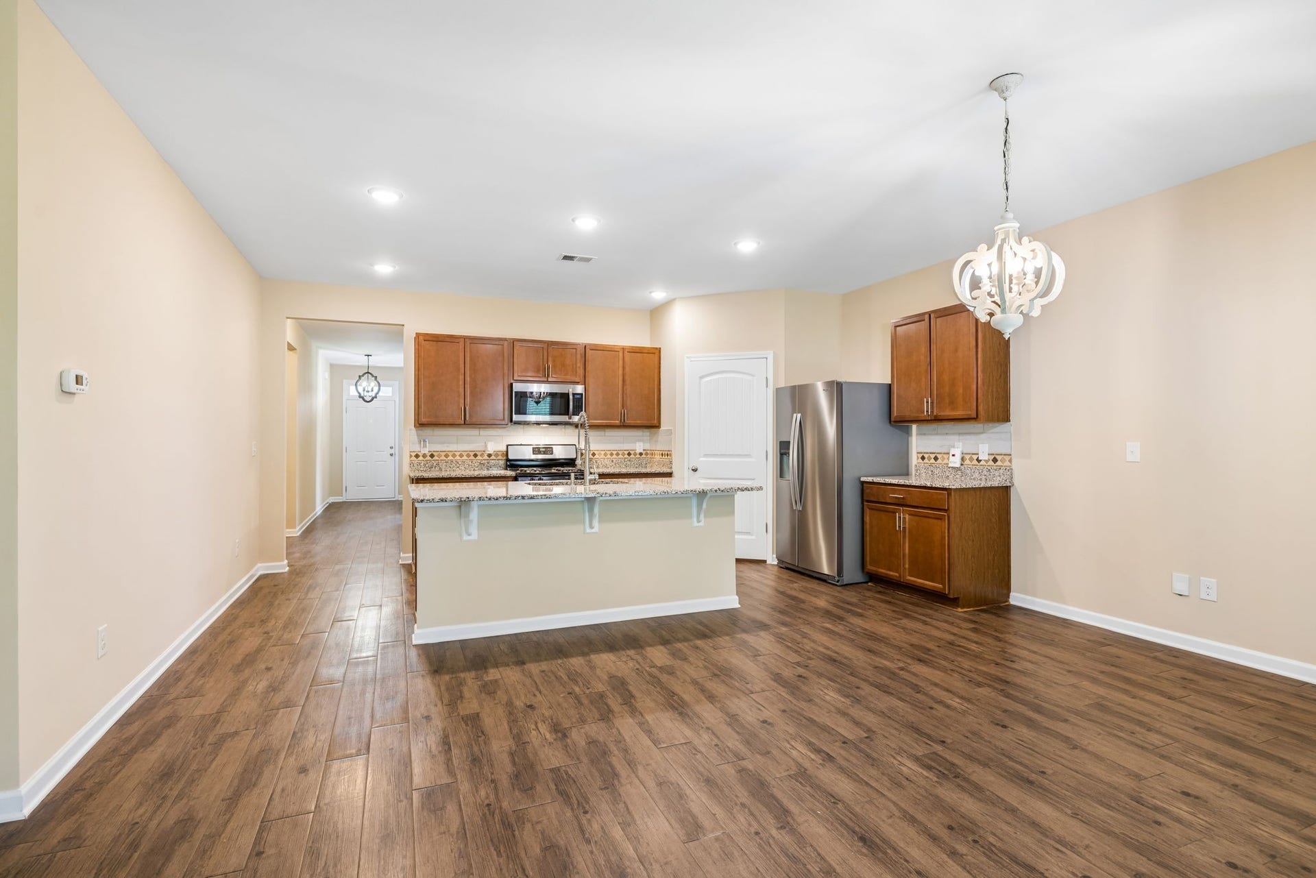 656 Prominence Rd, Columbia, TN 38401 656 Prominence Rd, Columbia, TN 38401