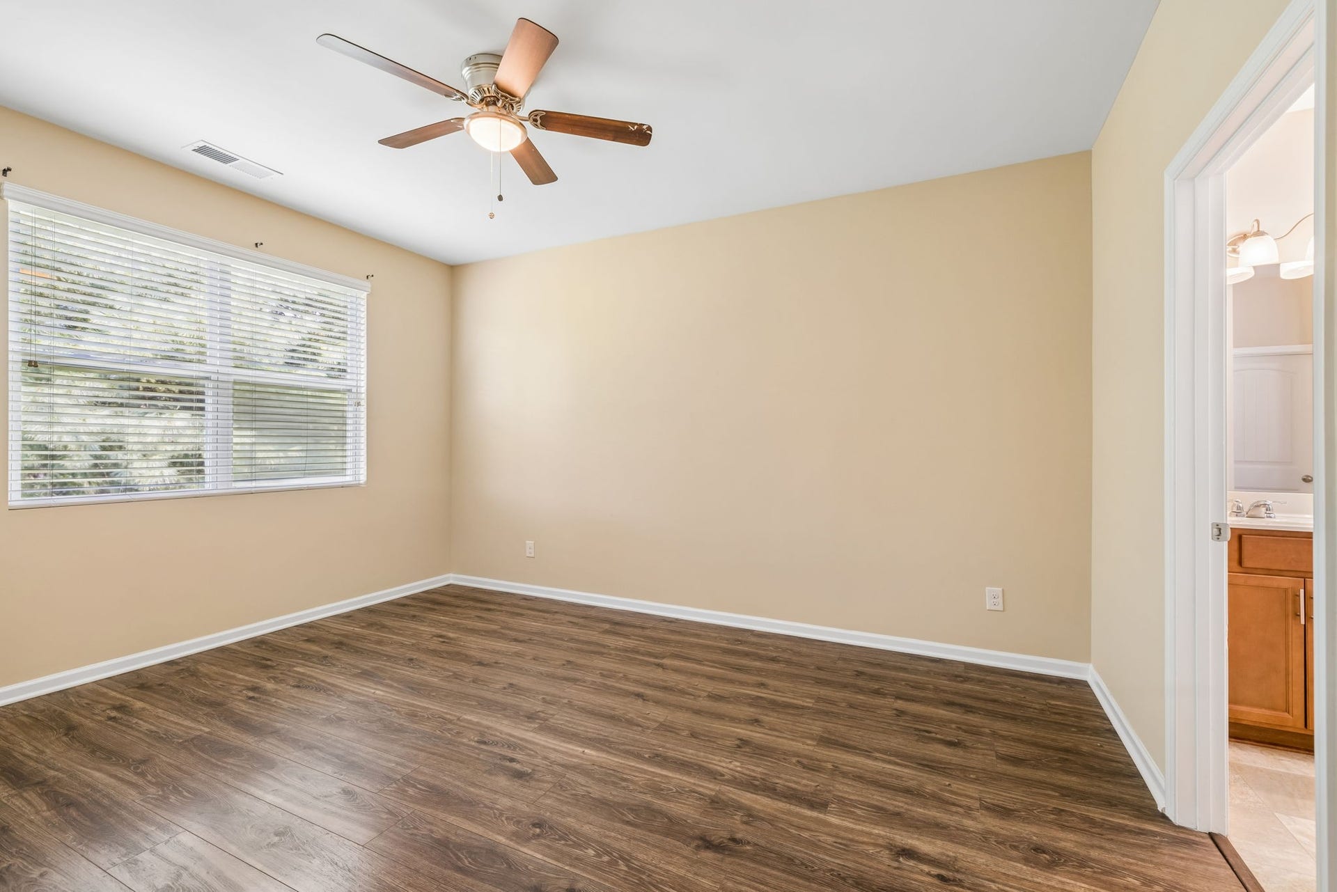 656 Prominence Rd, Columbia, TN 38401 656 Prominence Rd, Columbia, TN 38401