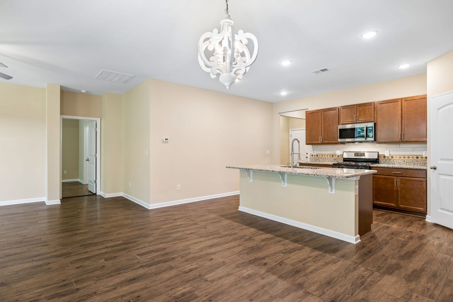 656 Prominence Rd, Columbia, TN 38401 656 Prominence Rd, Columbia, TN 38401