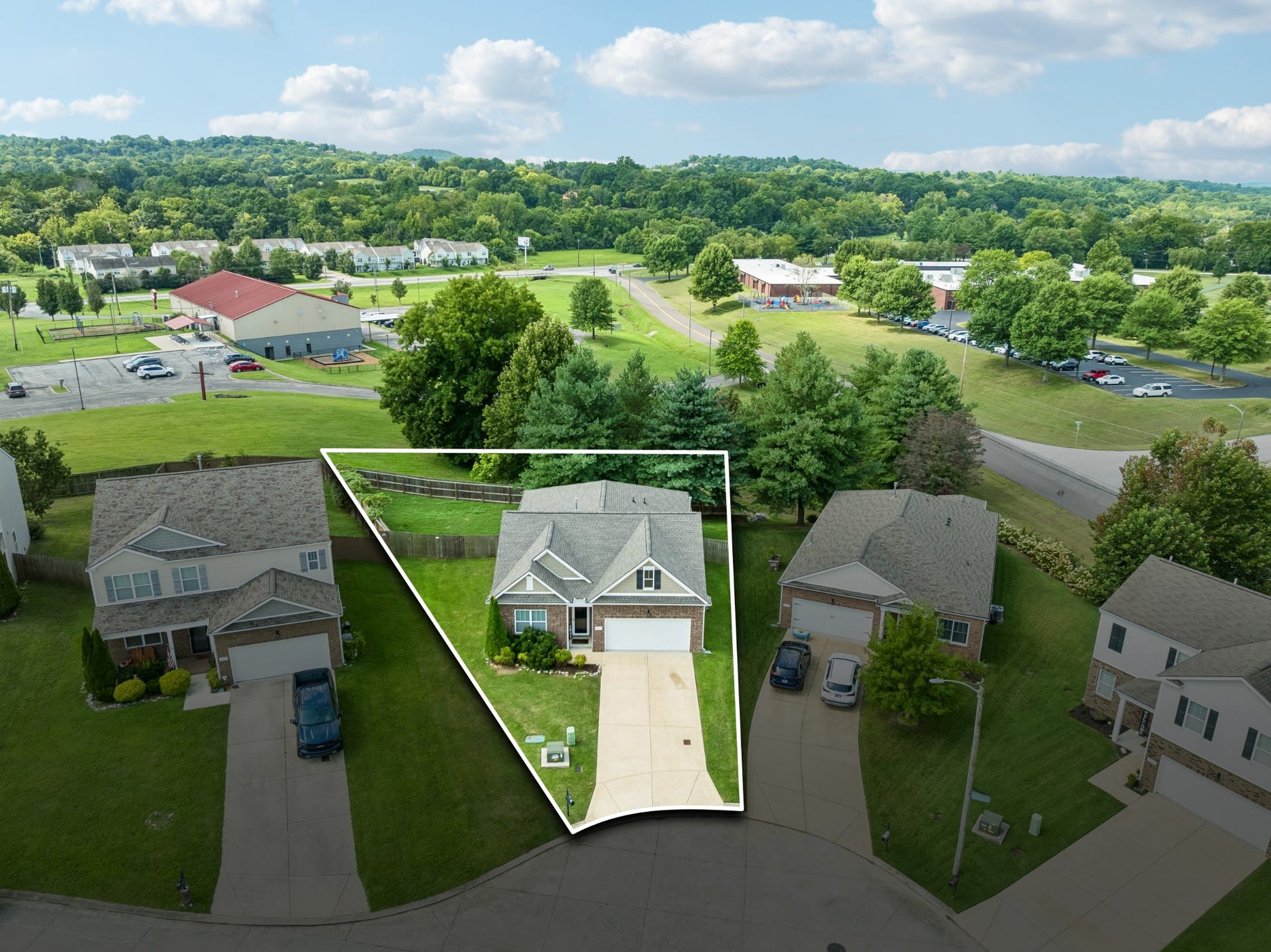 656 Prominence Rd, Columbia, TN 38401 656 Prominence Rd, Columbia, TN 38401
