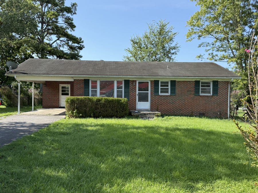 Property photo for 203 Greenbriar St, Woodbury, TN