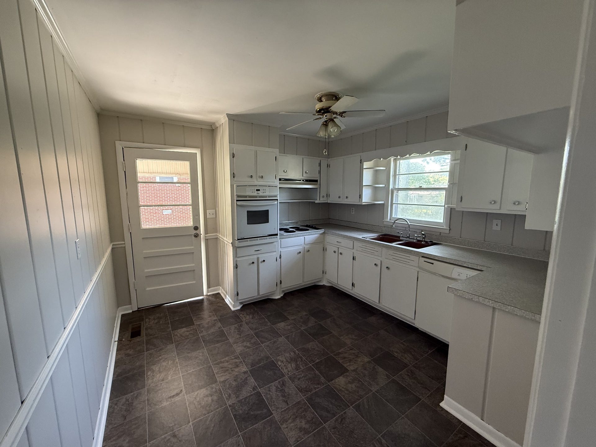 203 Greenbriar St, Woodbury, TN 37190