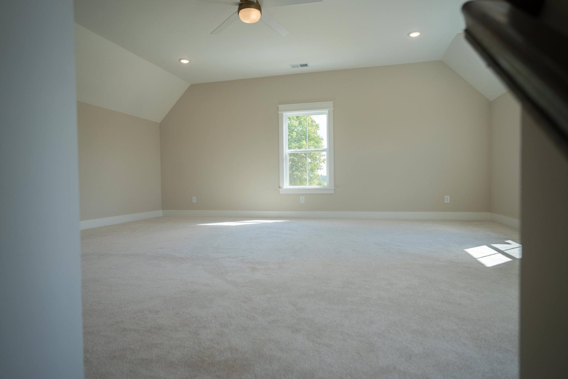 672 Blanton School Rd, Woodbury, TN 37190