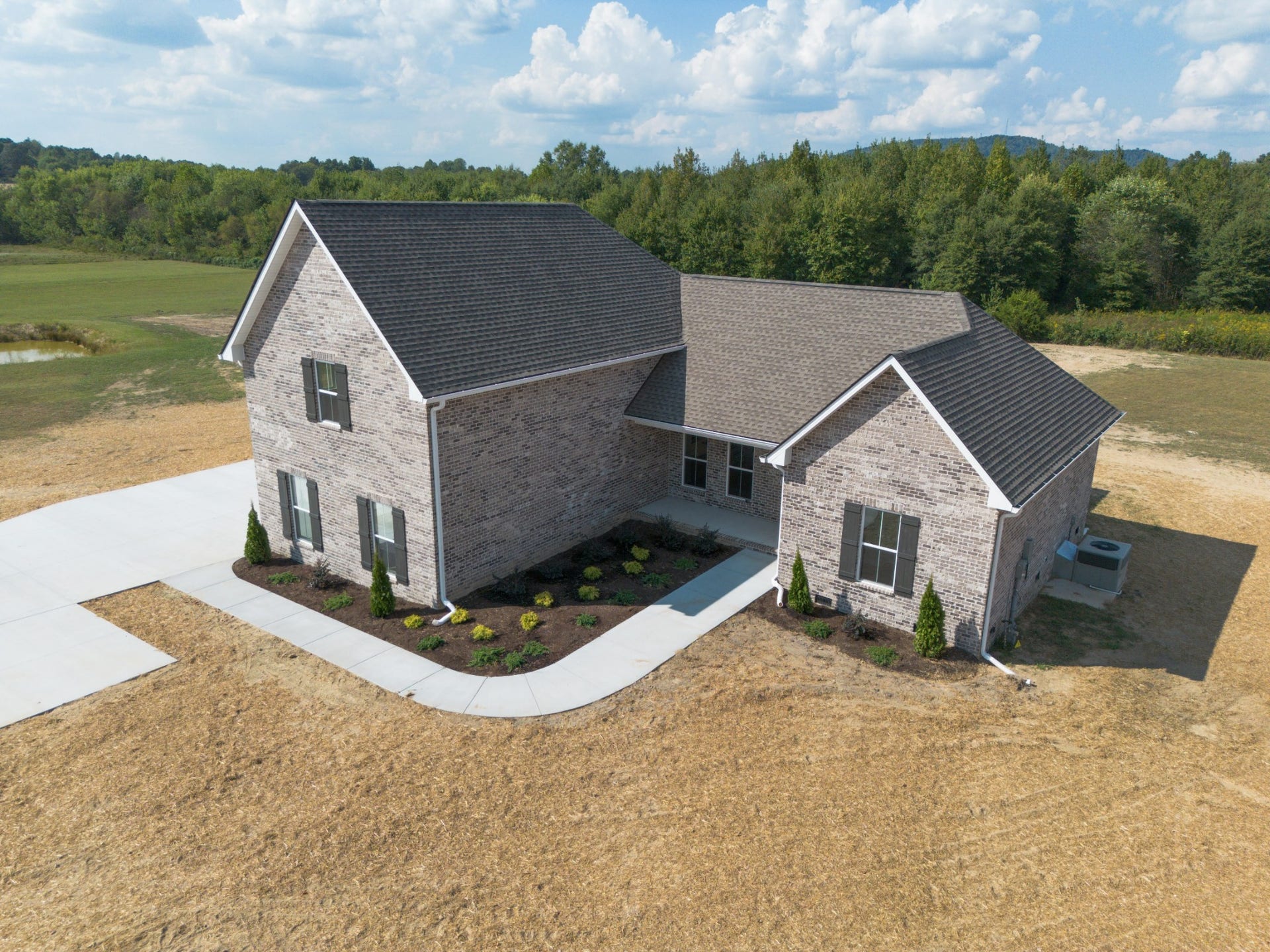 672 Blanton School Rd, Woodbury, TN 37190