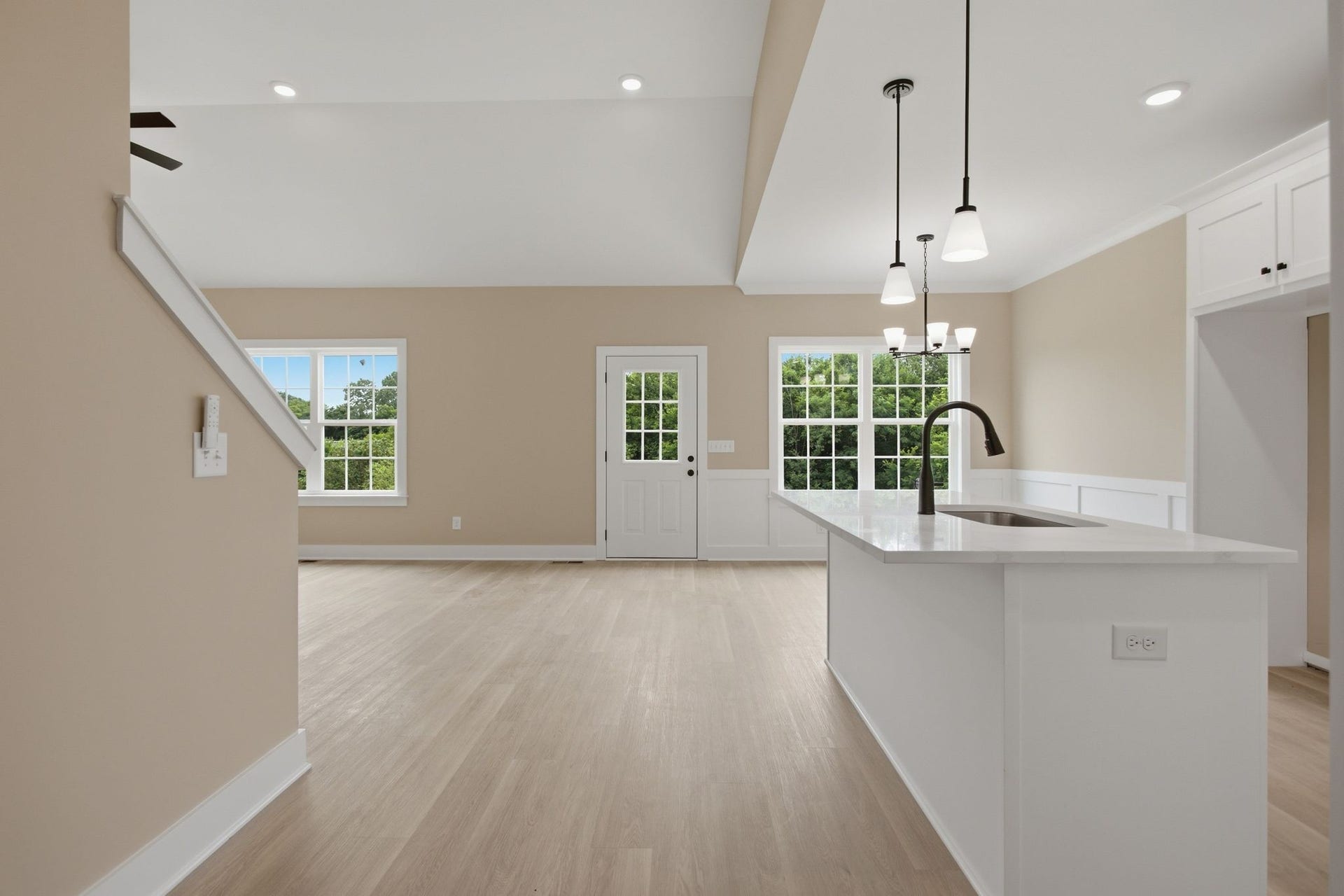 1699 Blue Moon Ln, Columbia, TN 38401 Island with quartz countertops