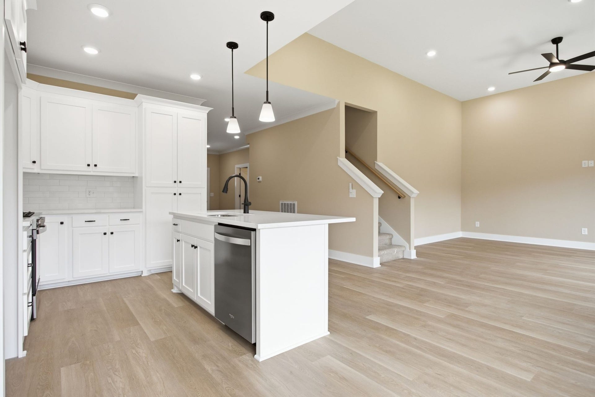 1699 Blue Moon Ln, Columbia, TN 38401 1699 Blue Moon Ln, Columbia, TN 38401
