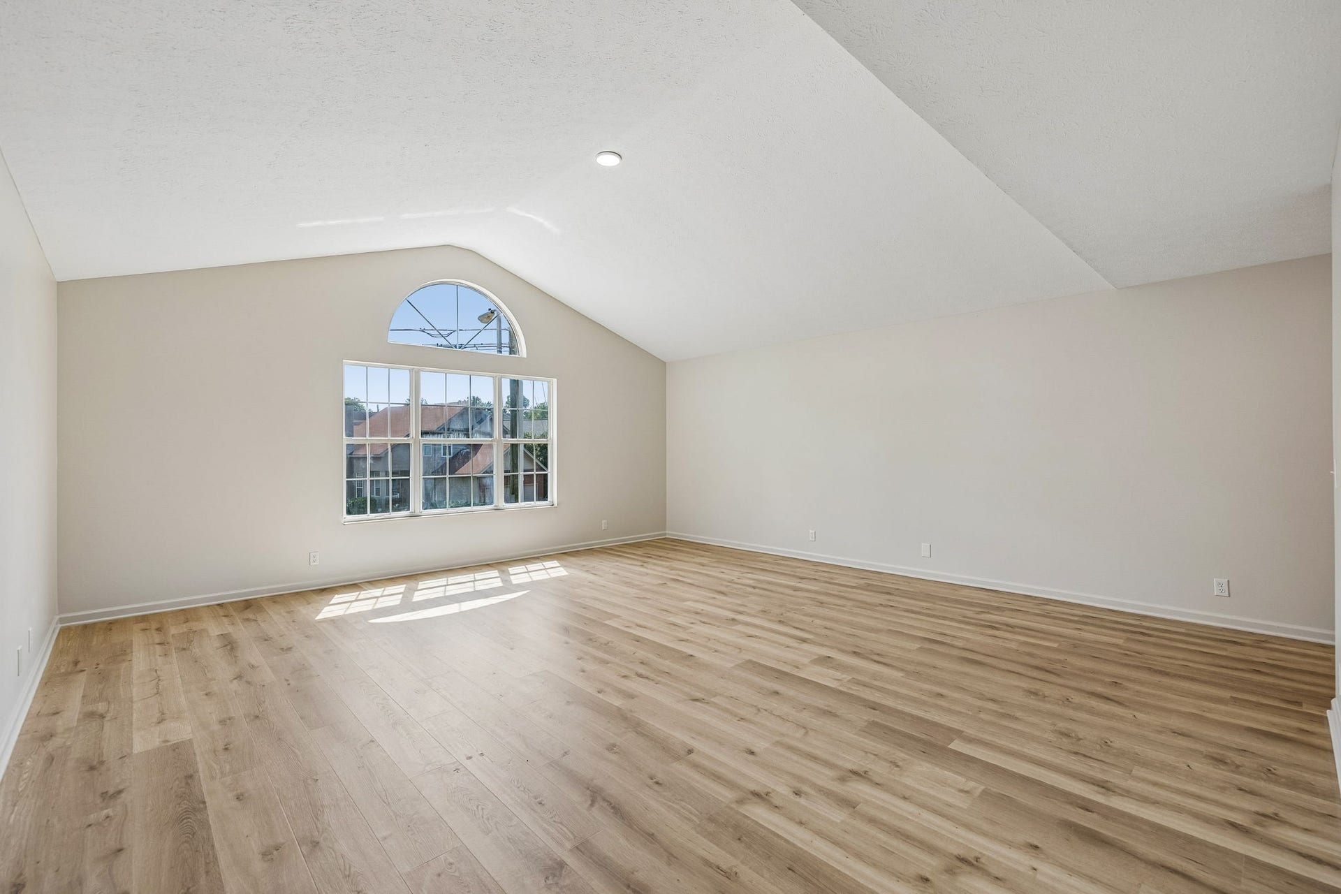 1040 Mulberry Way, Nashville, TN 37207 1040 Mulberry Way, Nashville, TN 37207