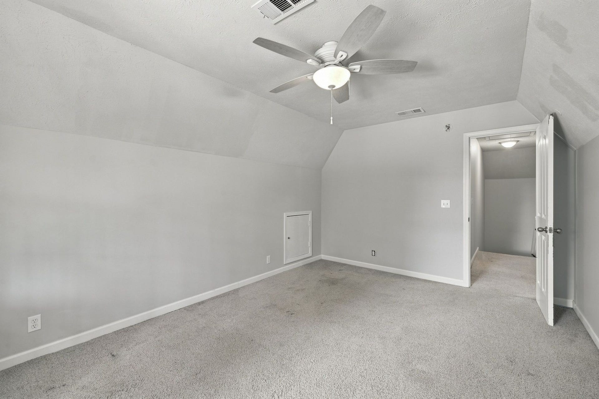 2820 Weybridge Dr, Murfreesboro, TN 37128 2820 Weybridge Dr, Murfreesboro, TN 37128