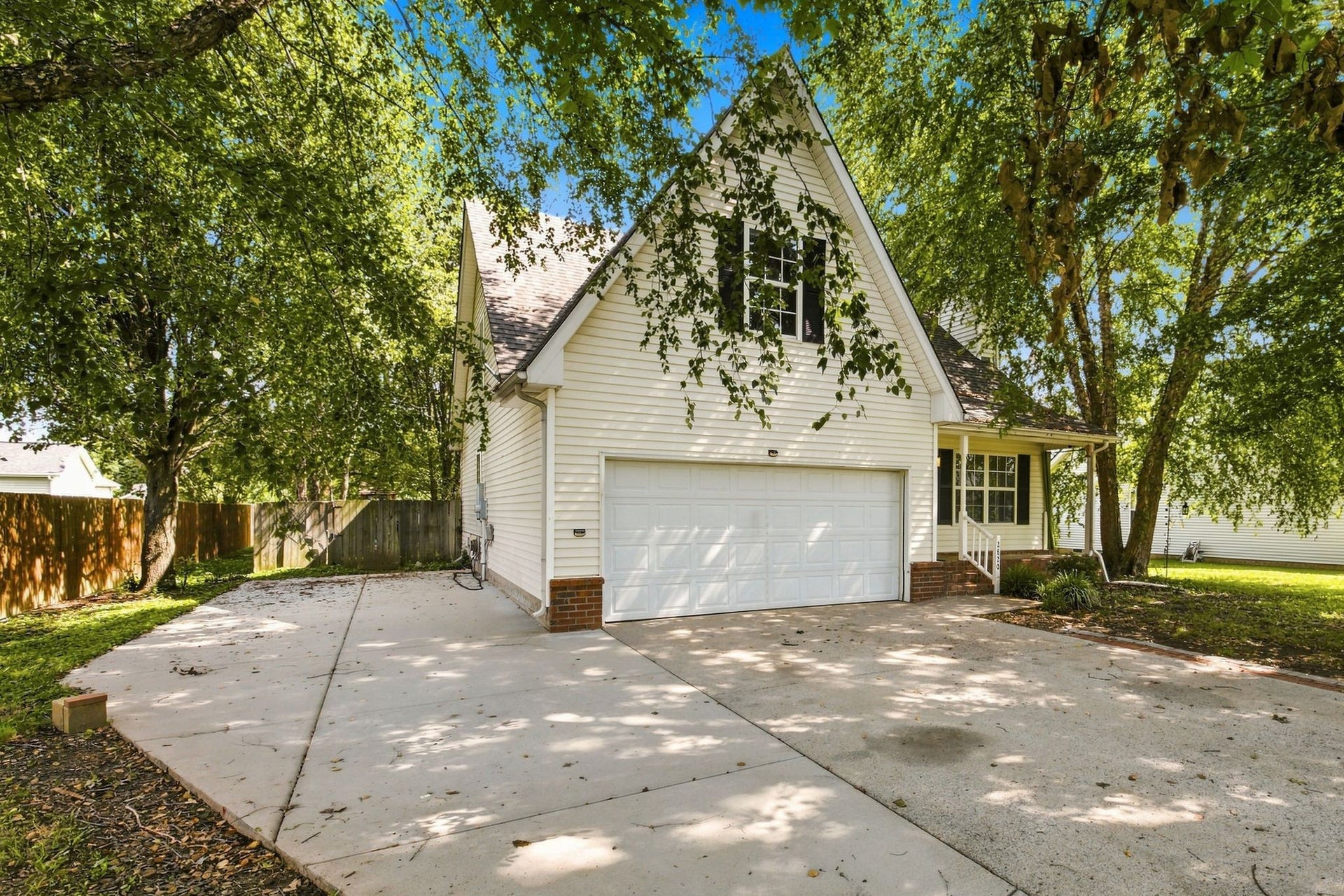 2820 Weybridge Dr, Murfreesboro, TN 37128 2820 Weybridge Dr, Murfreesboro, TN 37128