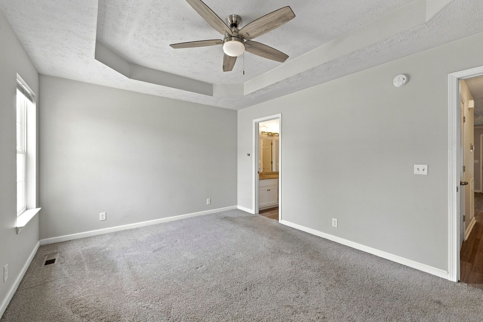 2820 Weybridge Dr, Murfreesboro, TN 37128 2820 Weybridge Dr, Murfreesboro, TN 37128