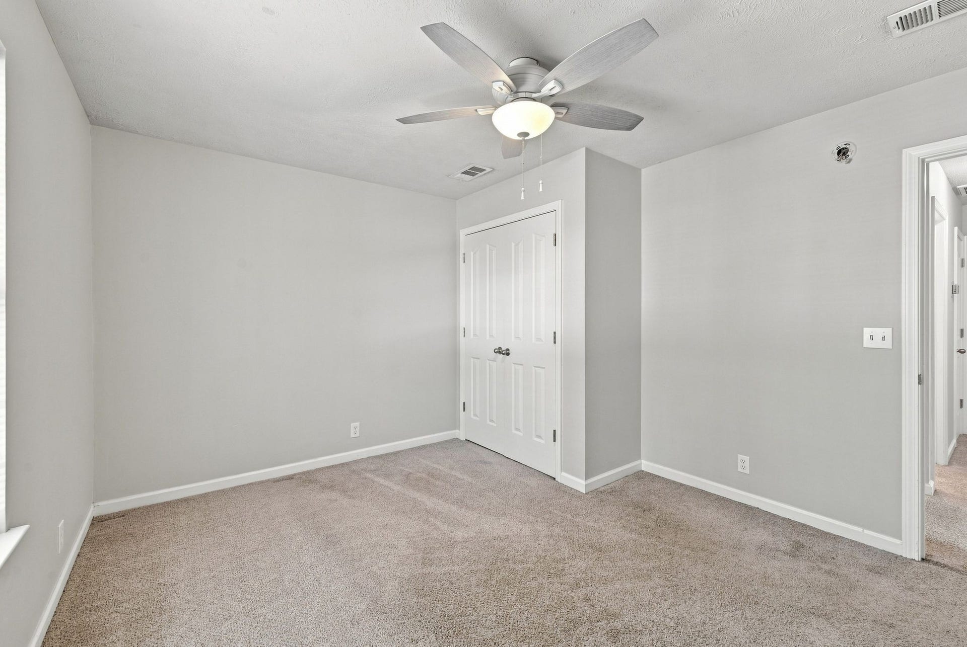 2820 Weybridge Dr, Murfreesboro, TN 37128 2820 Weybridge Dr, Murfreesboro, TN 37128