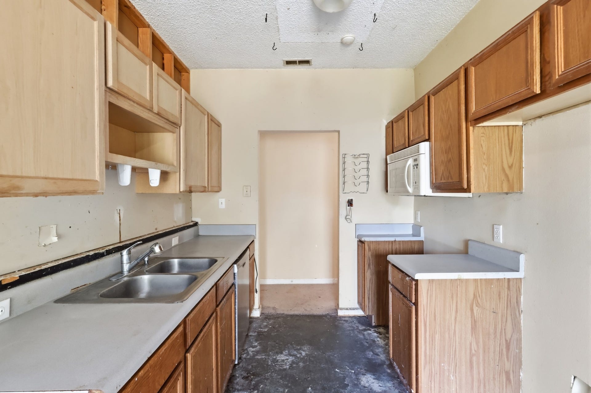 2767 Belle Meade Pl, Columbia, TN 38401
