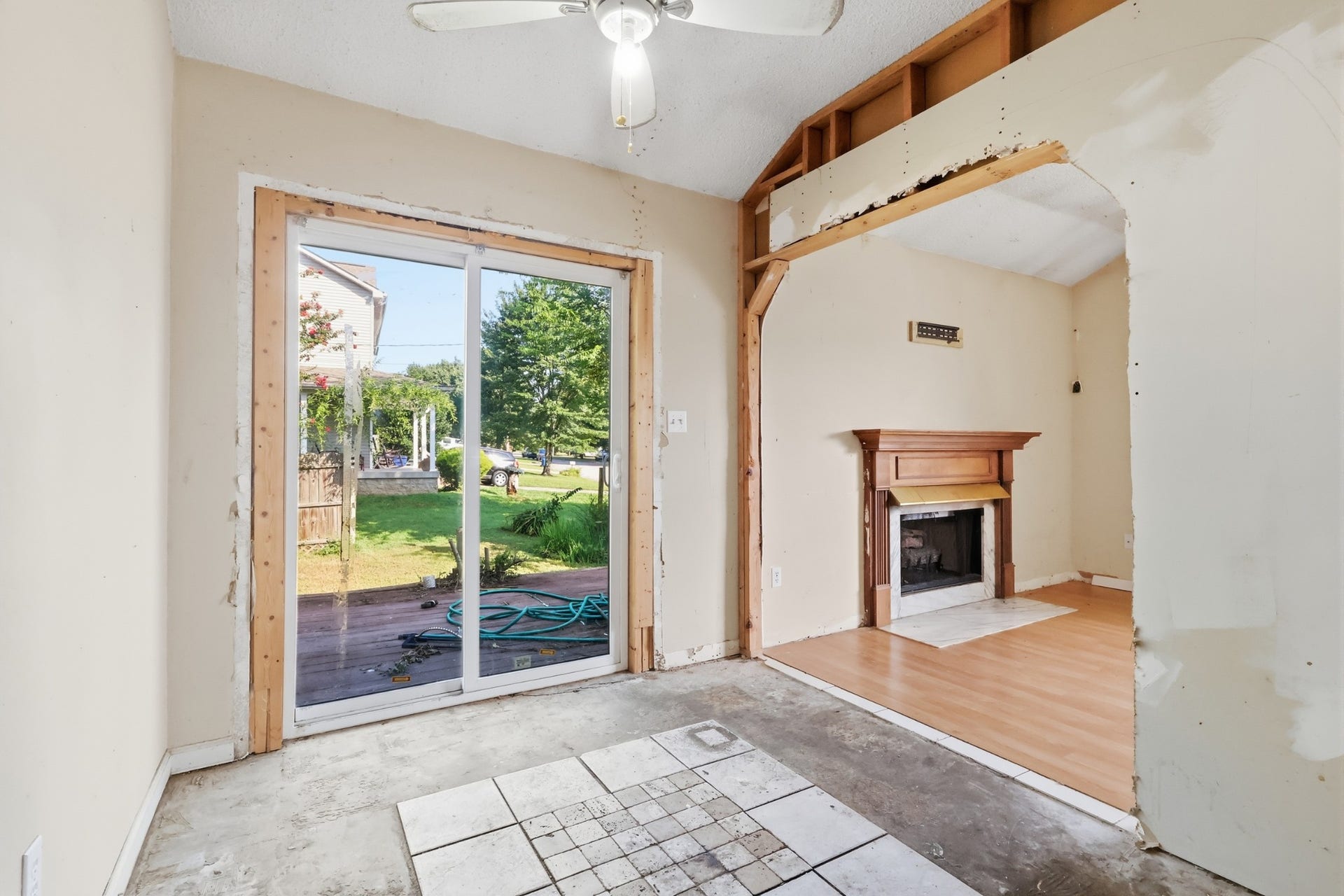 2767 Belle Meade Pl, Columbia, TN 38401