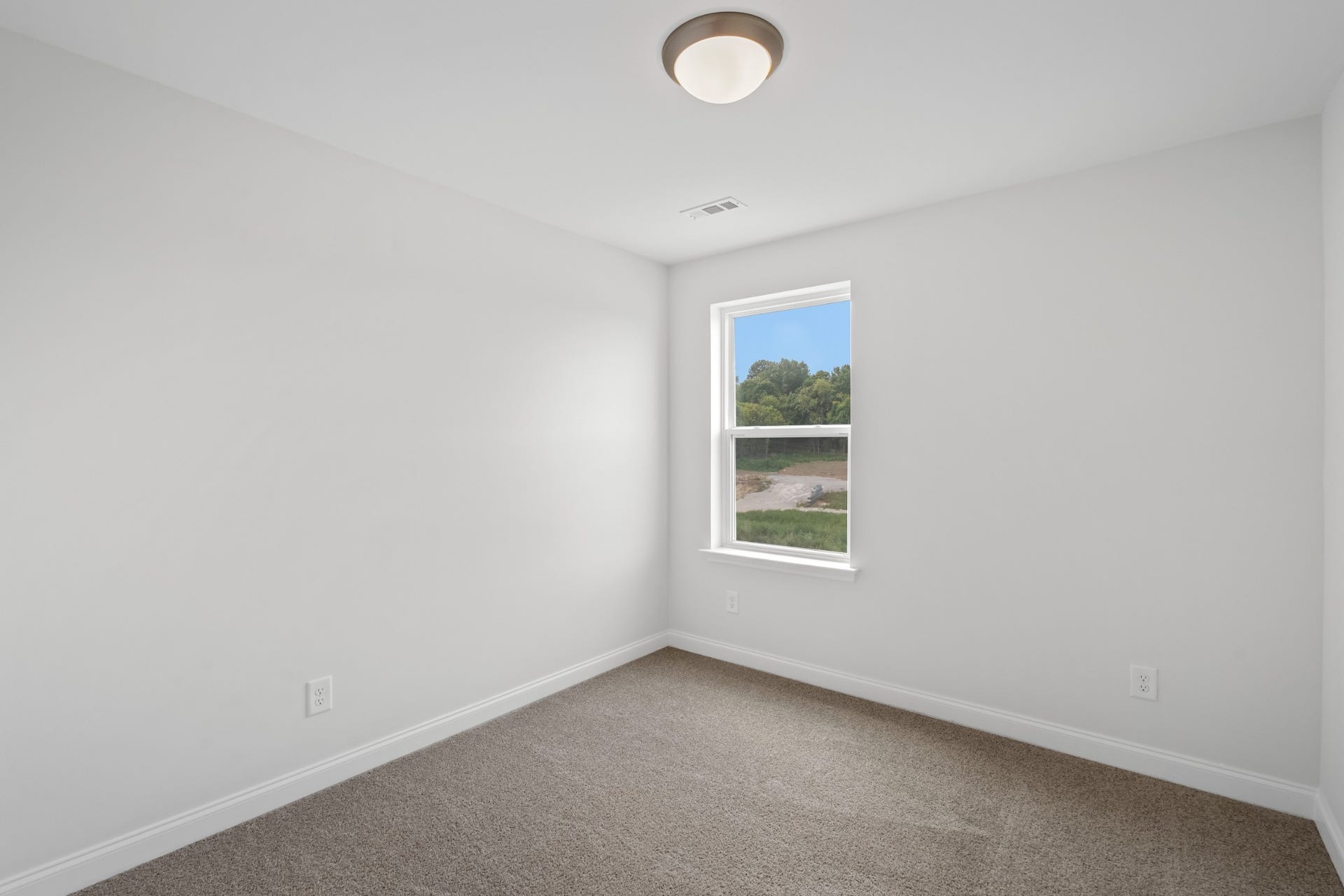 2323 Juneau Lane, Columbia, TN 38401 2323 Juneau Lane, Columbia, TN 38401