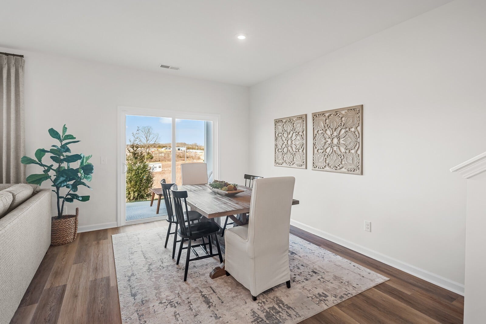 2319 Juneau Lane, Columbia, TN 38401 Photos of similar home in the community for representational purposes only. Come tour our most popular floor plan today! The Beverly units are always the first to sell.