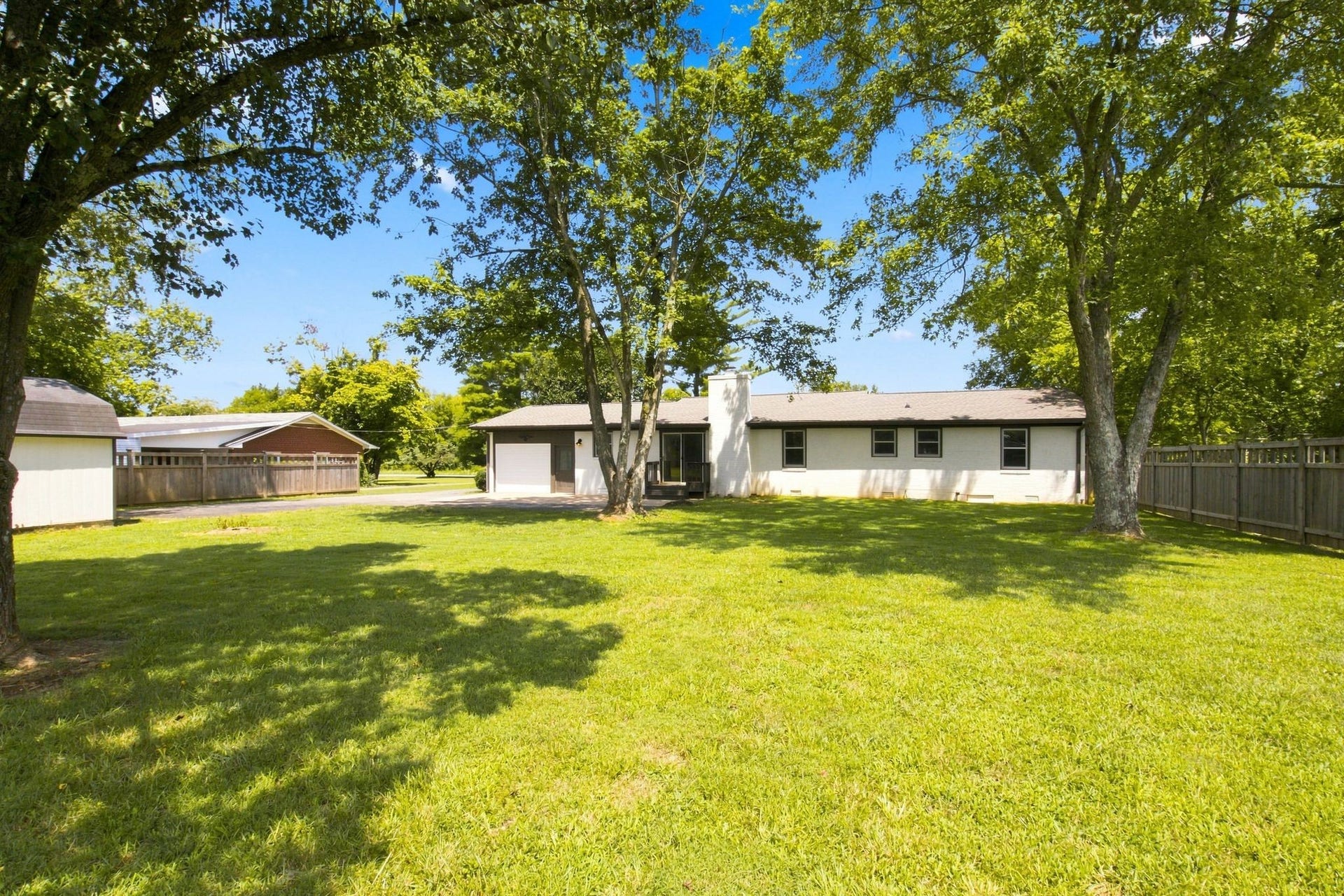 1261 Harrison Rd, Murfreesboro, TN 37128 1261 Harrison Rd, Murfreesboro, TN 37128