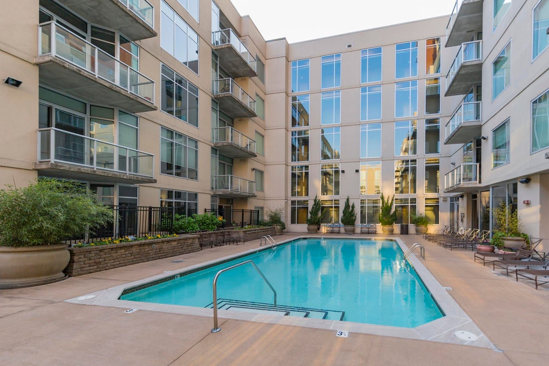 600 12th Ave S, #1411, Nashville, TN 37203 600 12th Ave S, #1411, Nashville, TN 37203