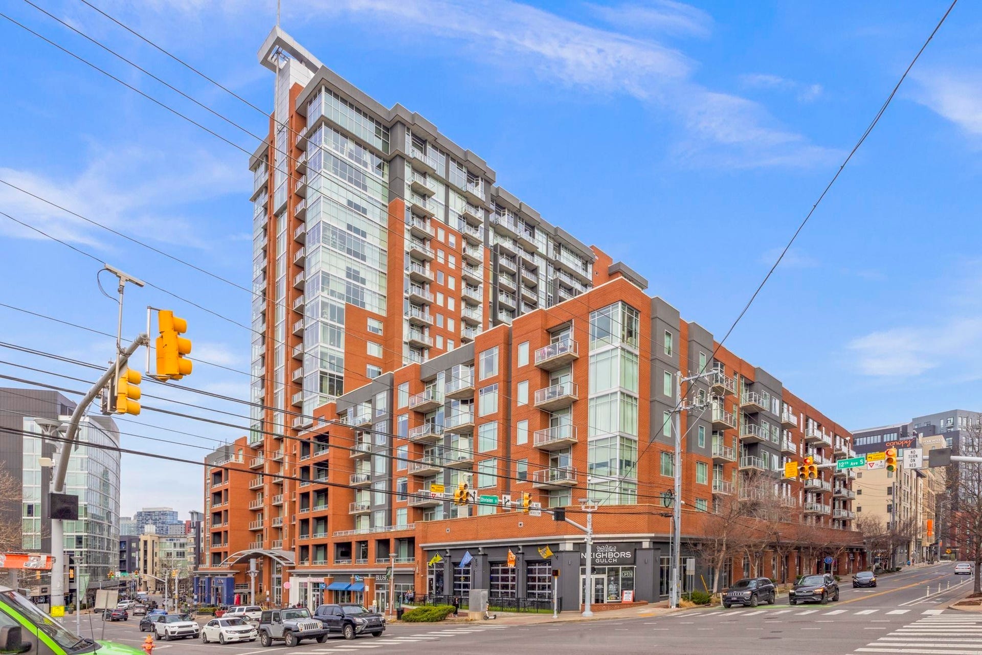 600 12th Ave S, #1411, Nashville, TN 37203 600 12th Ave S, #1411, Nashville, TN 37203