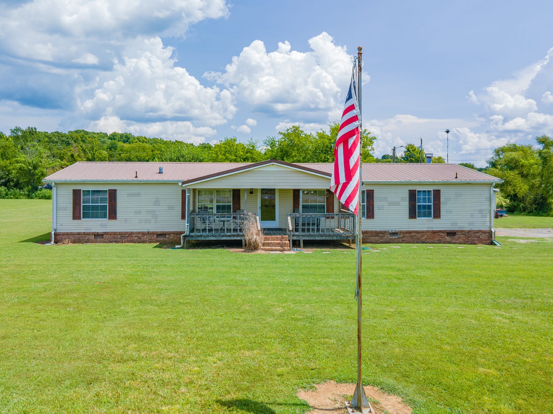 781 Belfast Farmington Rd, Lewisburg, TN 37091 781 Belfast Farmington Rd, Lewisburg, TN 37091
