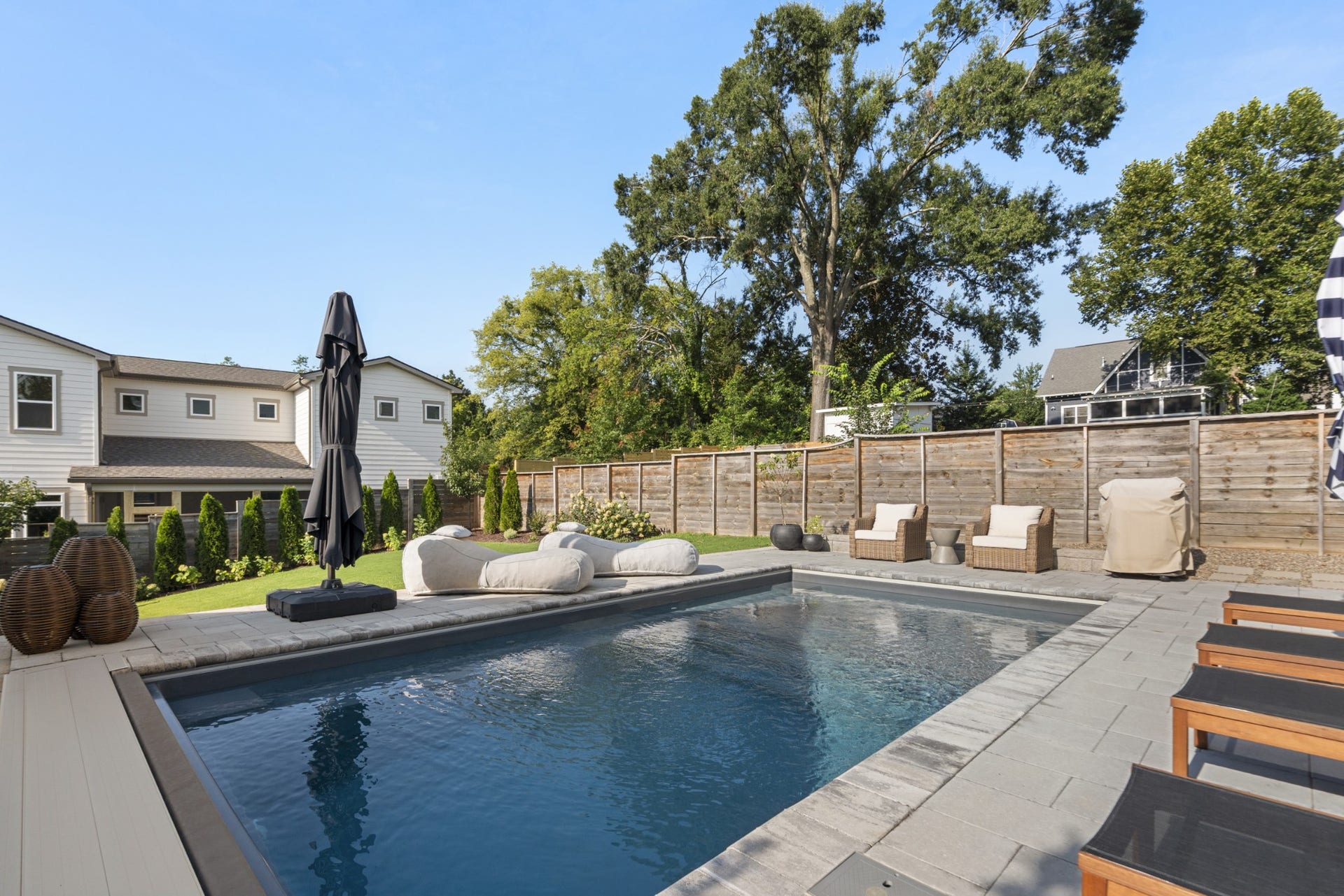2304B Porter Rd, Nashville, TN 37206 2304B Porter Rd, Nashville, TN 37206