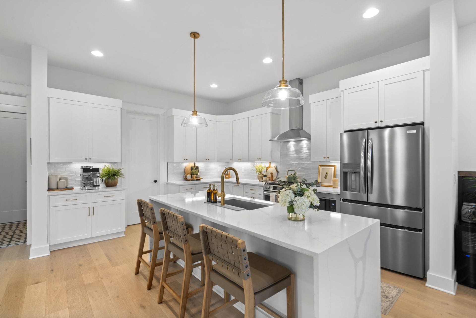 2304B Porter Rd, Nashville, TN 37206 2304B Porter Rd, Nashville, TN 37206