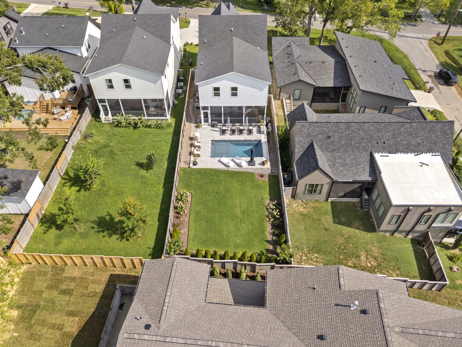 2304B Porter Rd, Nashville, TN 37206 2304B Porter Rd, Nashville, TN 37206