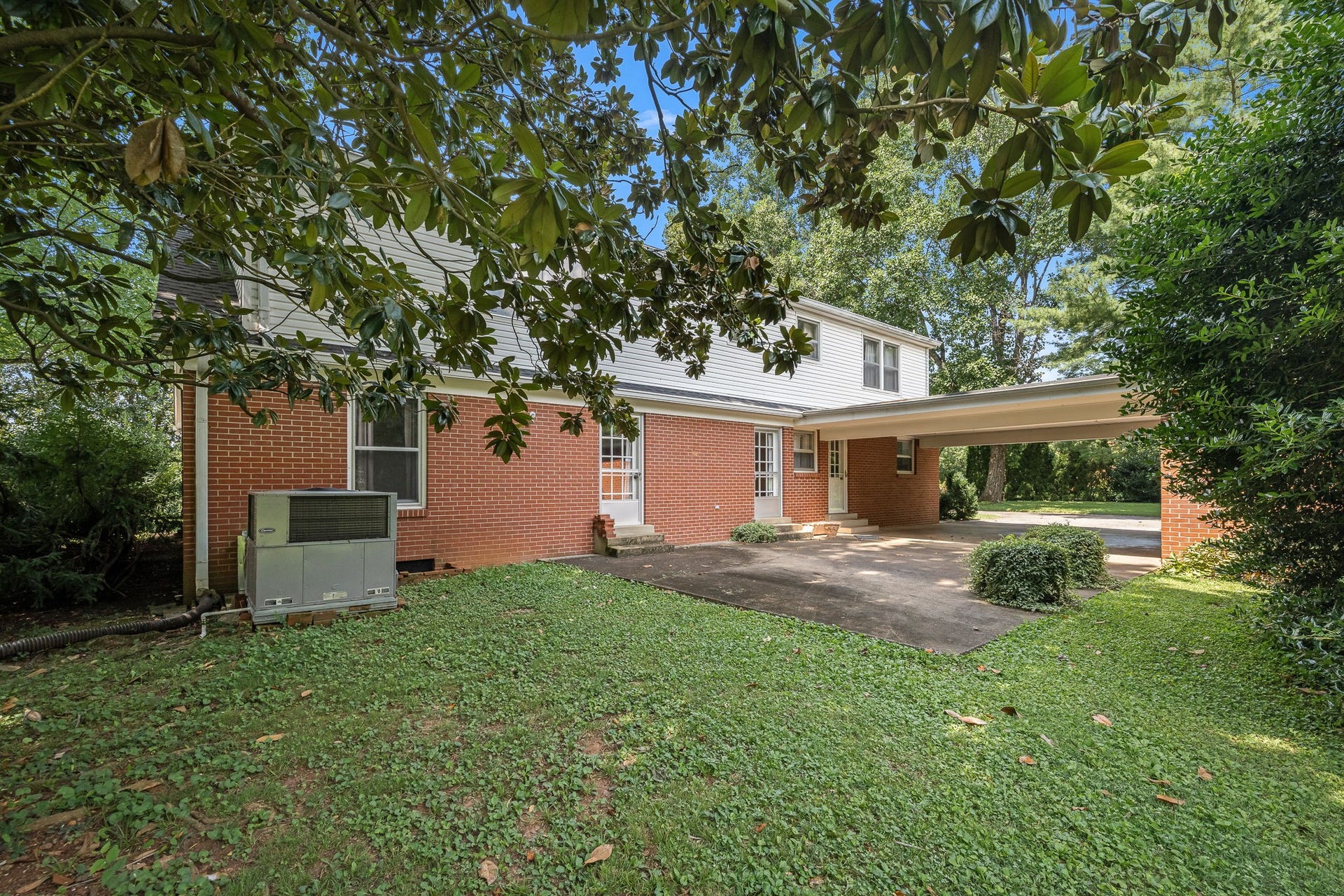 327 Minerva Dr, Murfreesboro, TN 37130 327 Minerva Dr, Murfreesboro, TN 37130