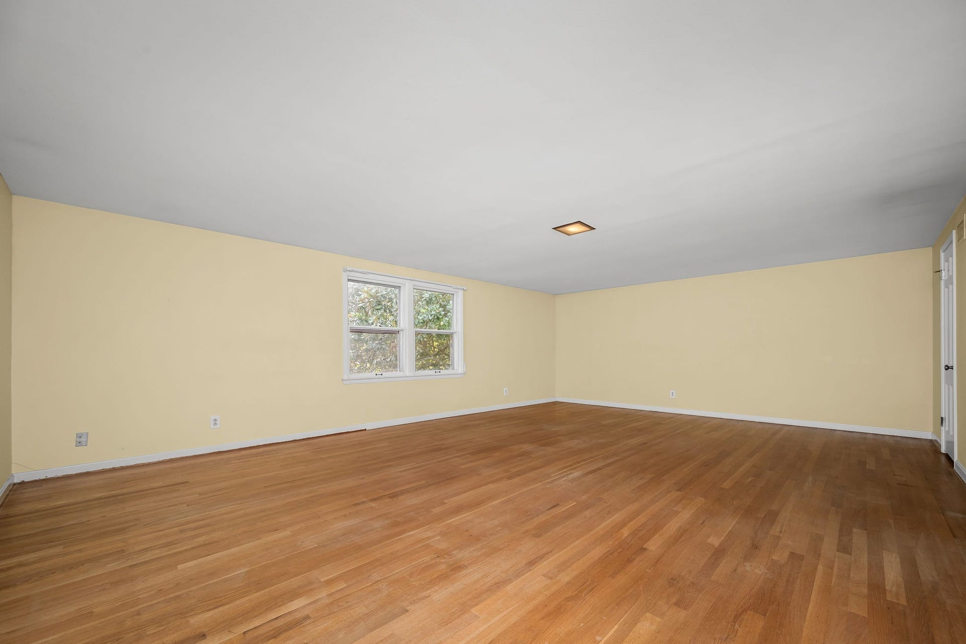 327 Minerva Dr, Murfreesboro, TN 37130 327 Minerva Dr, Murfreesboro, TN 37130