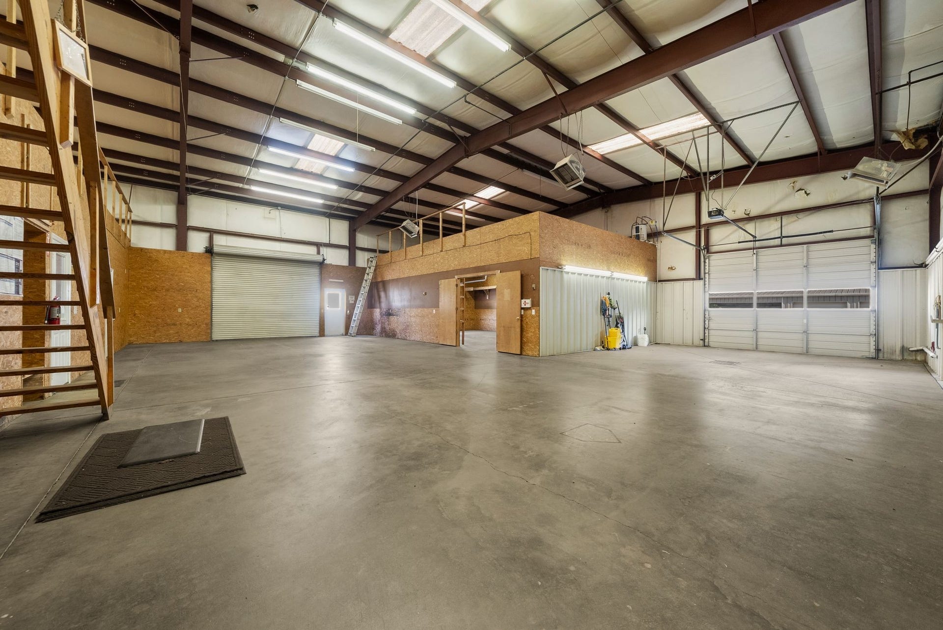 703 Lion Pkwy, Columbia, TN 38401 703 Lion Pkwy, Columbia, TN 38401
