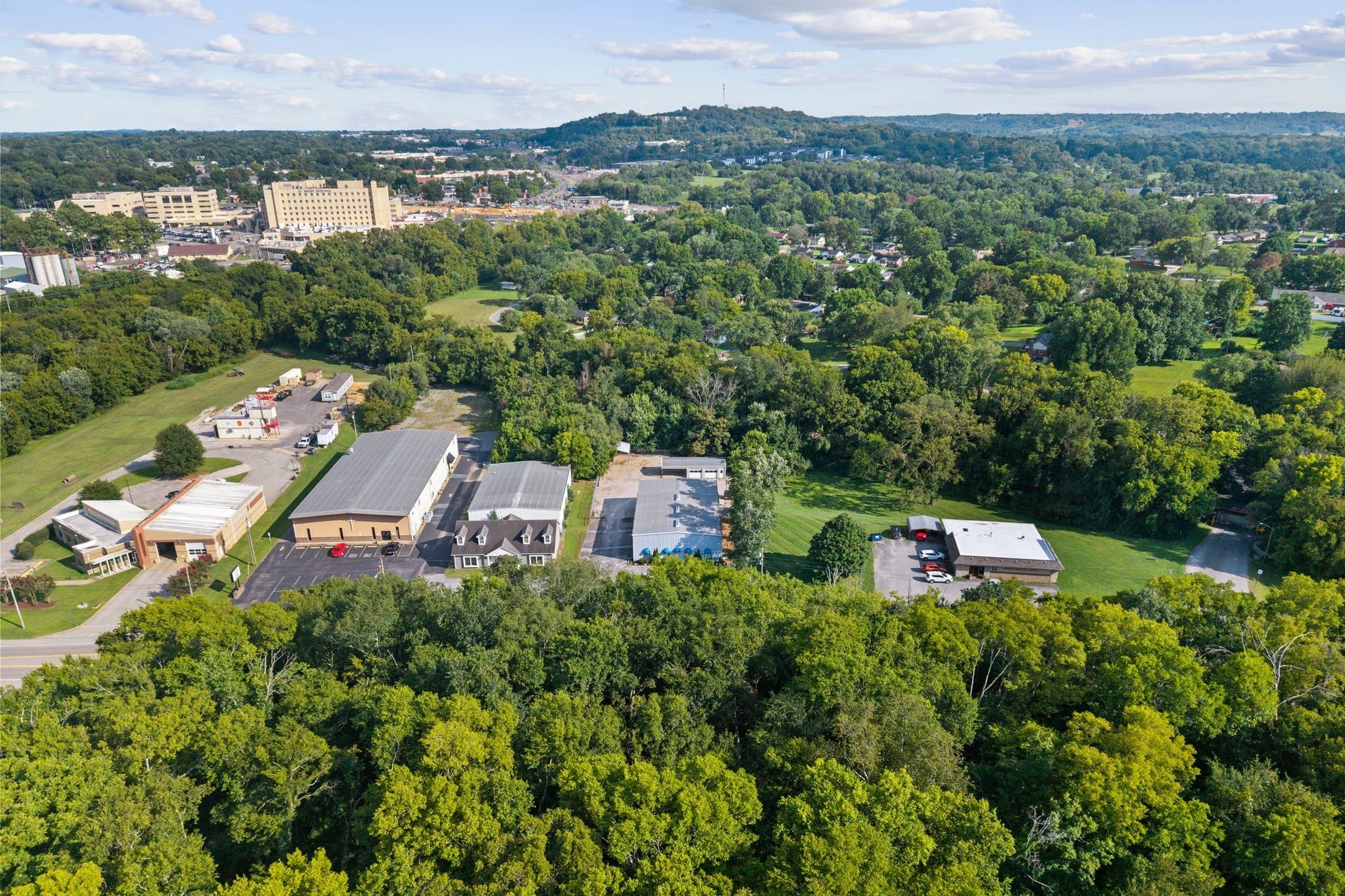 703 Lion Pkwy, Columbia, TN 38401 703 Lion Pkwy, Columbia, TN 38401