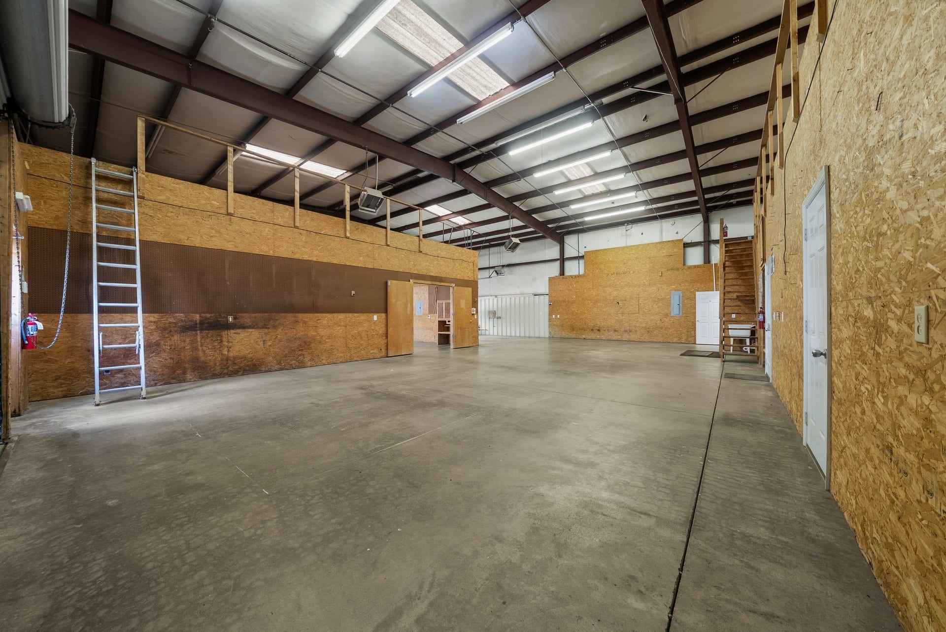 703 Lion Pkwy, Columbia, TN 38401 703 Lion Pkwy, Columbia, TN 38401