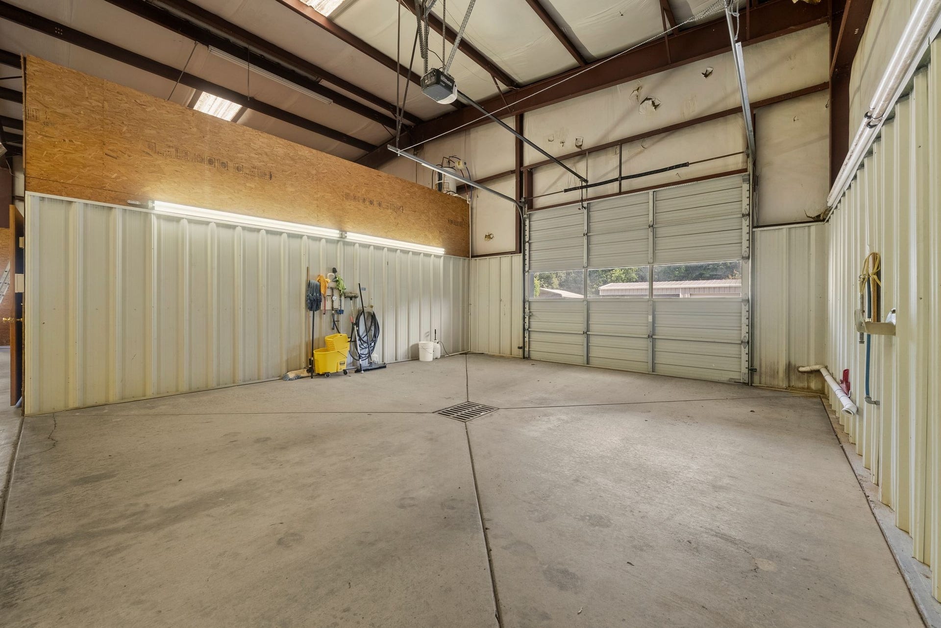 703 Lion Pkwy, Columbia, TN 38401 703 Lion Pkwy, Columbia, TN 38401