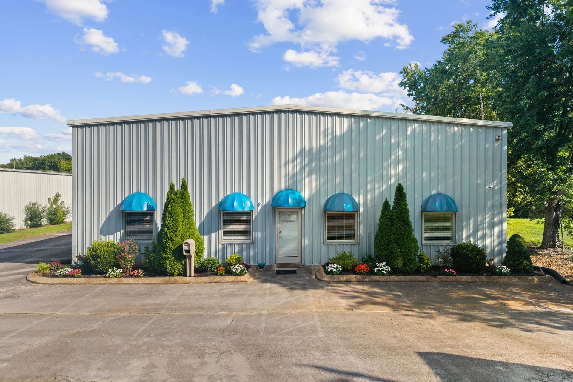 703 Lion Pkwy, Columbia, TN 38401 703 Lion Pkwy, Columbia, TN 38401