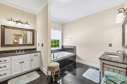 1503 Bradberry Dr, Murfreesboro, TN 37130 Owners Suite Bathroom/Bedroom Located On Main Level