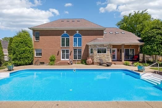 1503 Bradberry Dr, Murfreesboro, TN 37130 WOW! WOW! WOW! All Of THIS At THIS PRICE!